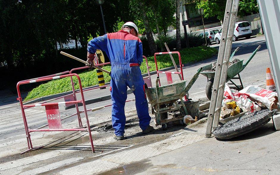 plombier pour déboucher toilettes Villeneuve-la-Garenne